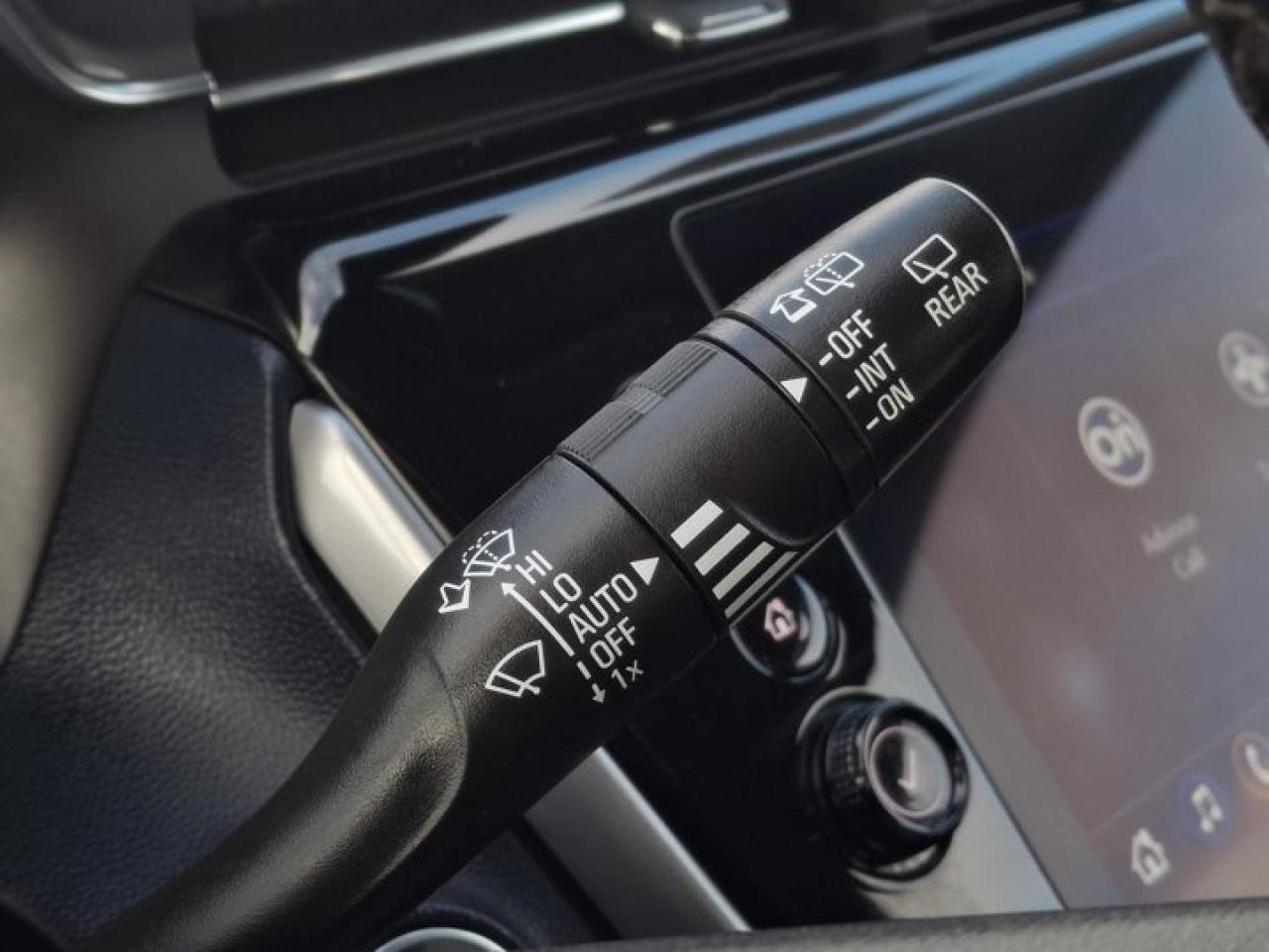 2023 Chevrolet Bolt EUV Premier | Sun & Sound Group | Nav | Sunroof | Heated + Cooled Seats | Photo