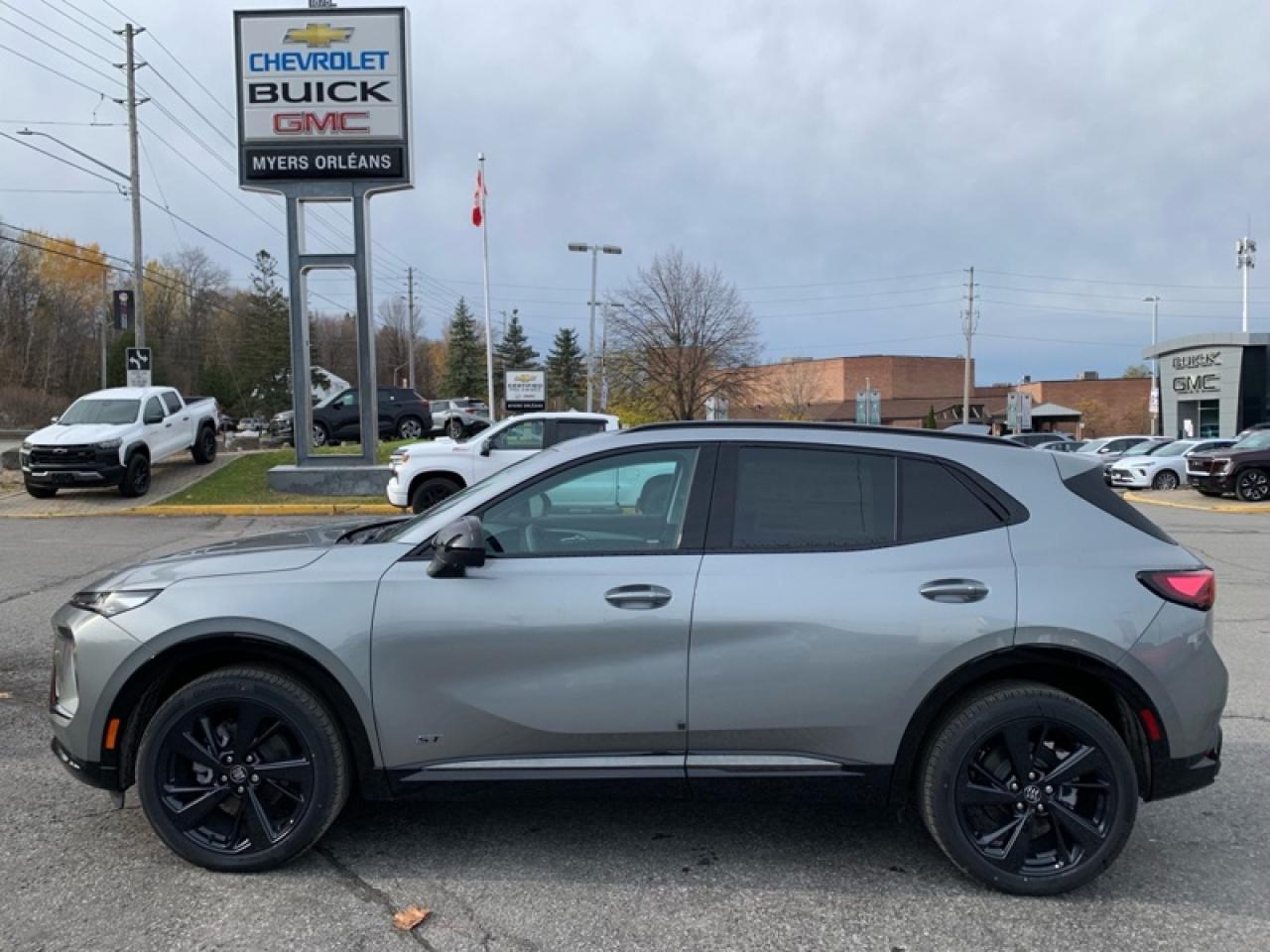 2025 Buick Envision Sport Touring  - Leather Seats Photo