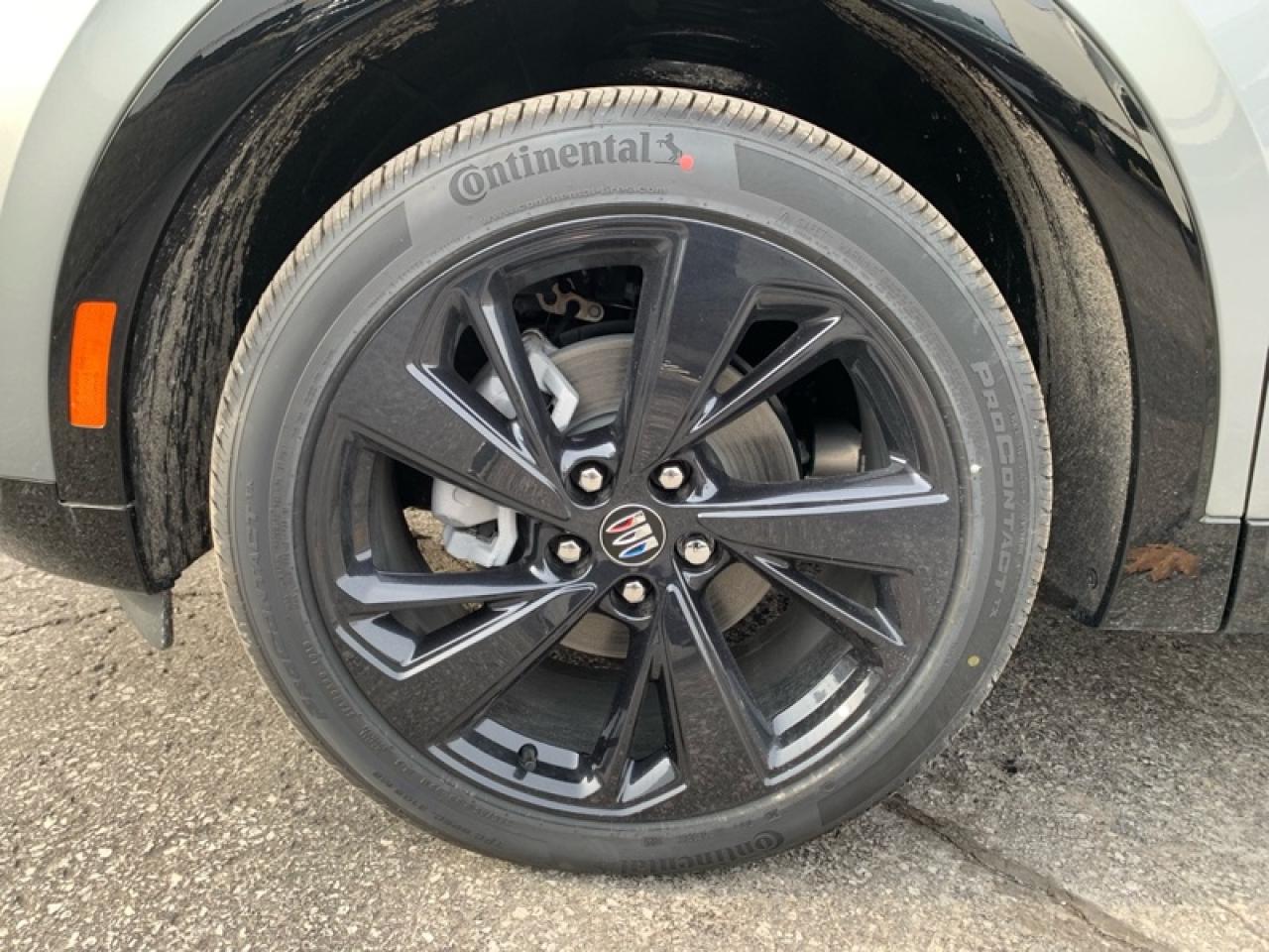 2025 Buick Envision Sport Touring  - Leather Seats Photo