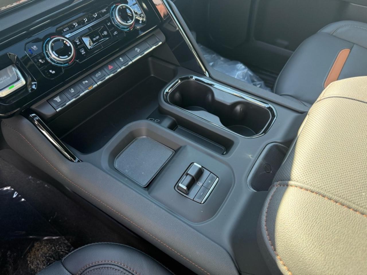 2026 GMC Sierra 3500 HD AT4  - Leather Seats Photo
