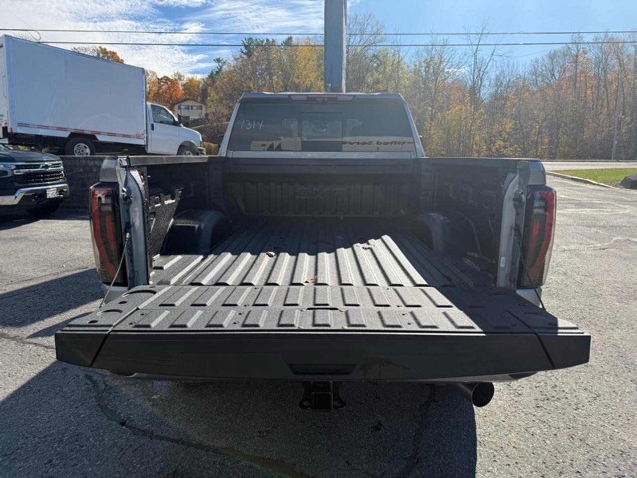 2026 GMC Sierra 3500 HD AT4  - Leather Seats Photo