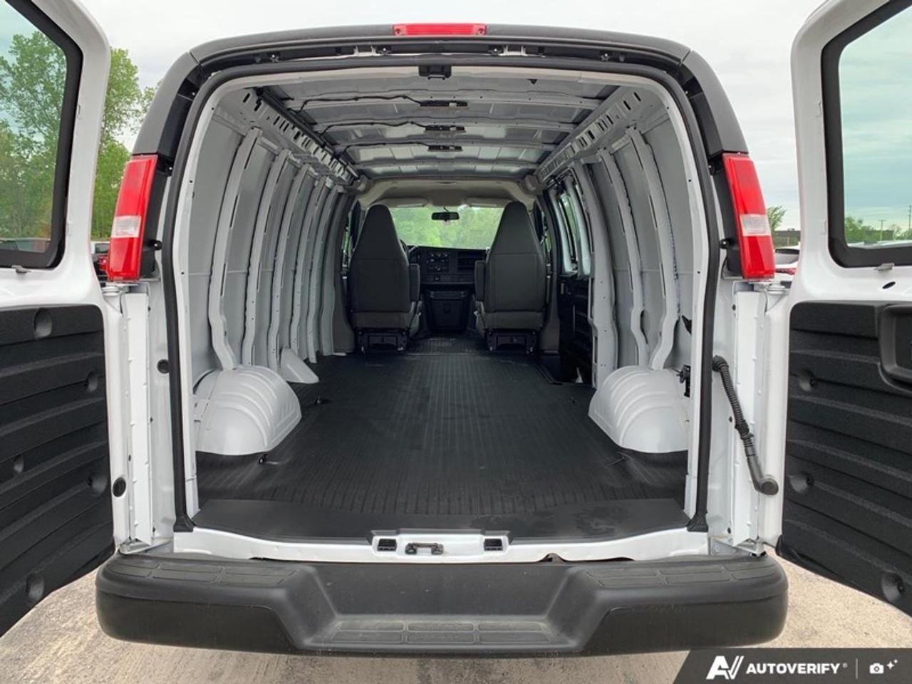 2025 Chevrolet Express Cargo Van 2500 155  - Audio System Photo