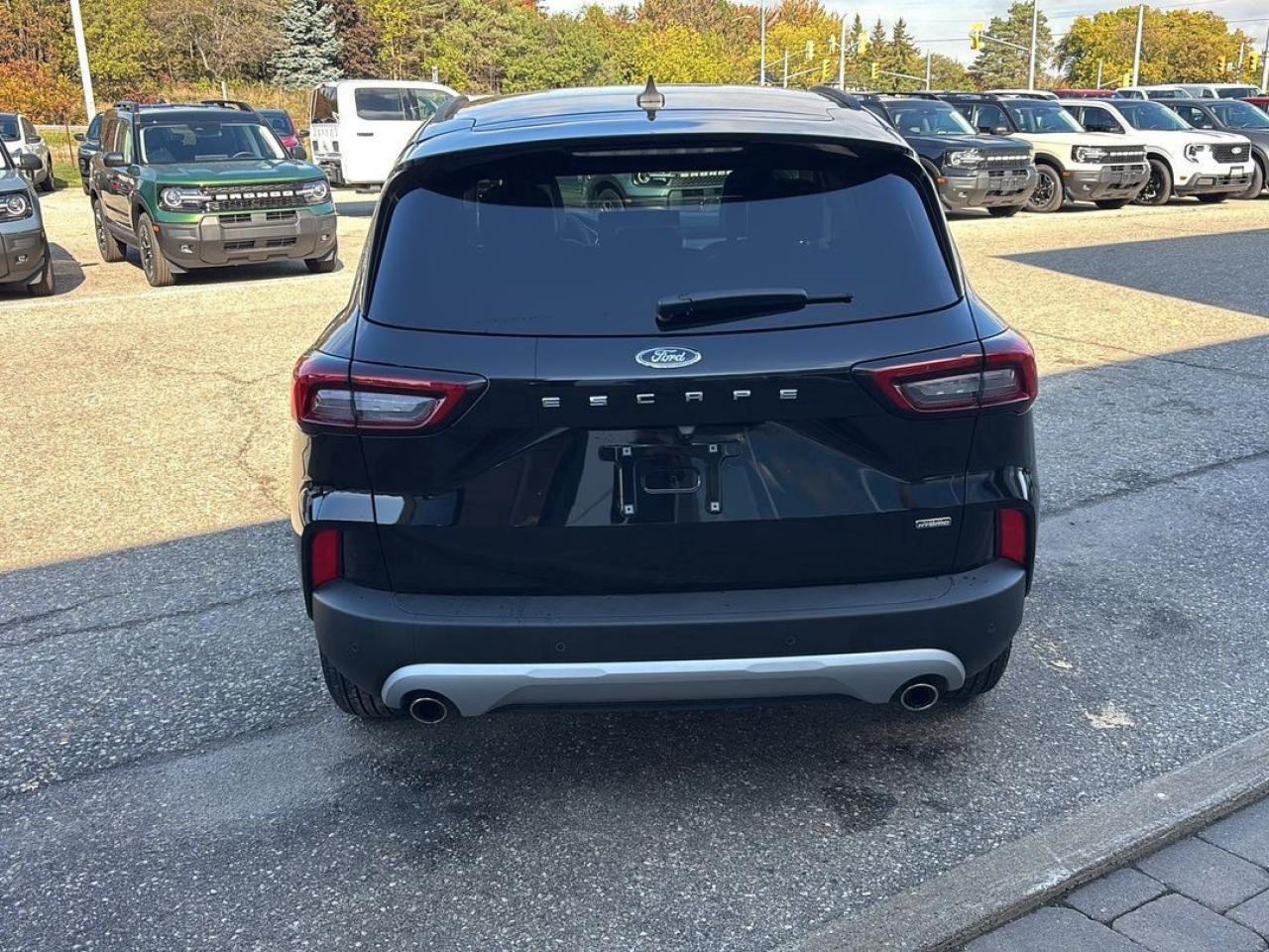 2025 Ford Escape PHEV Photo5