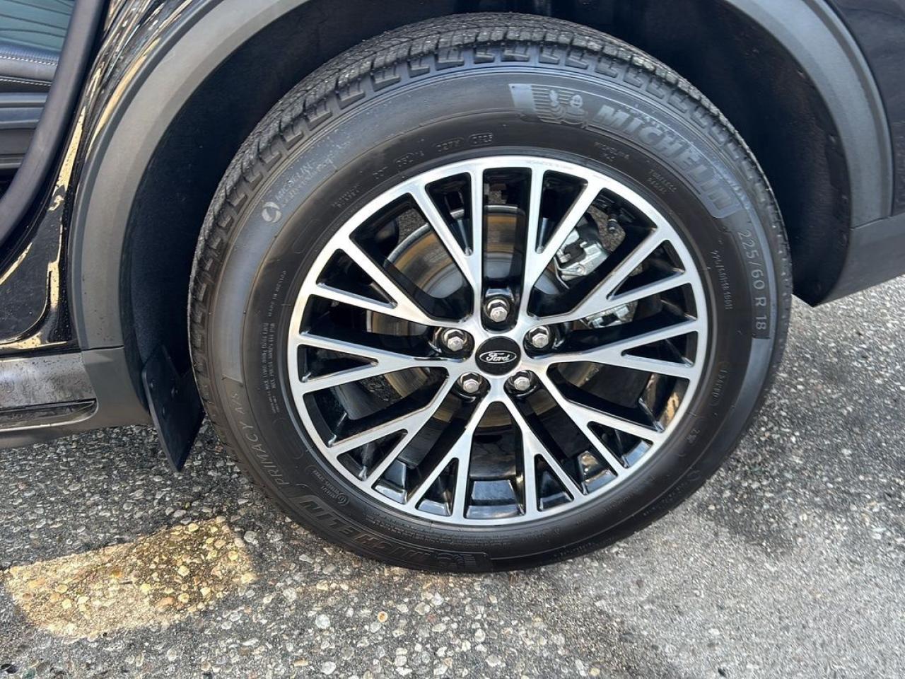 2025 Ford Escape PHEV Photo5