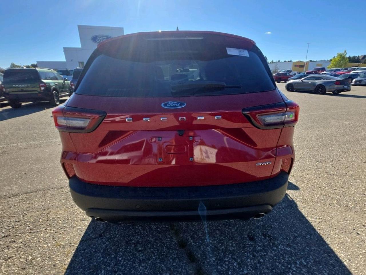 2026 Ford Escape ST-LINE, NAVIGATION, ADAPTIVE CRUISE, PANO ROOF Photo4