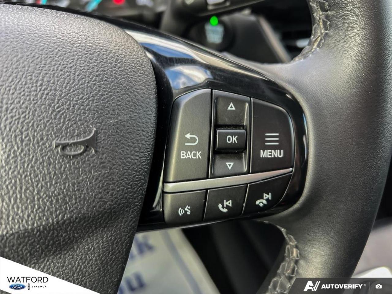 2022 Ford Escape SEL AWD Photo