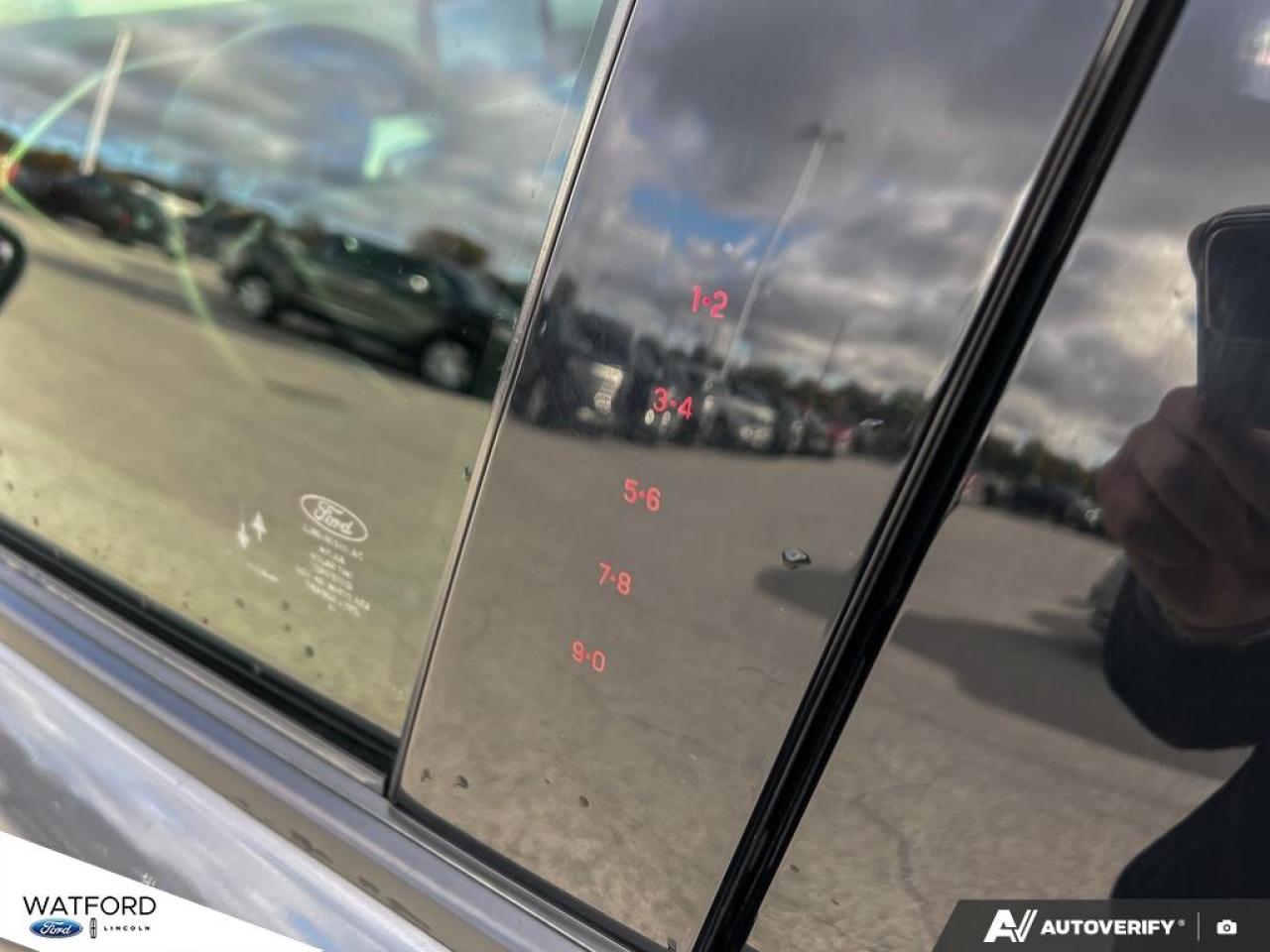 2022 Ford Escape SEL AWD Photo