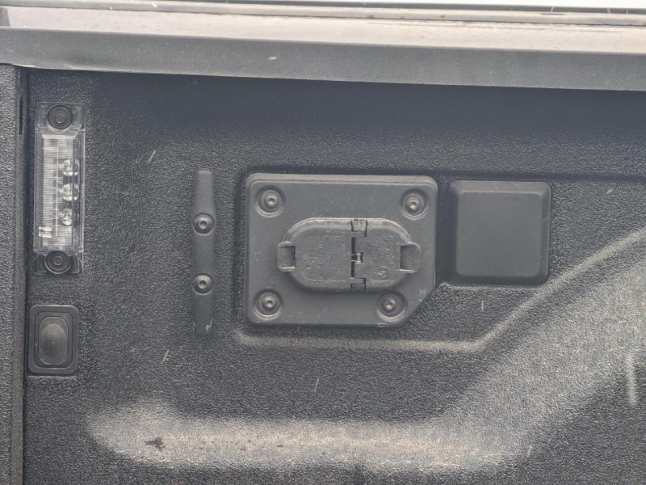 2026 RAM 3500 BIG HORN CREW 6'4" 4X4 6.7L DIESEL (ETM) Photo