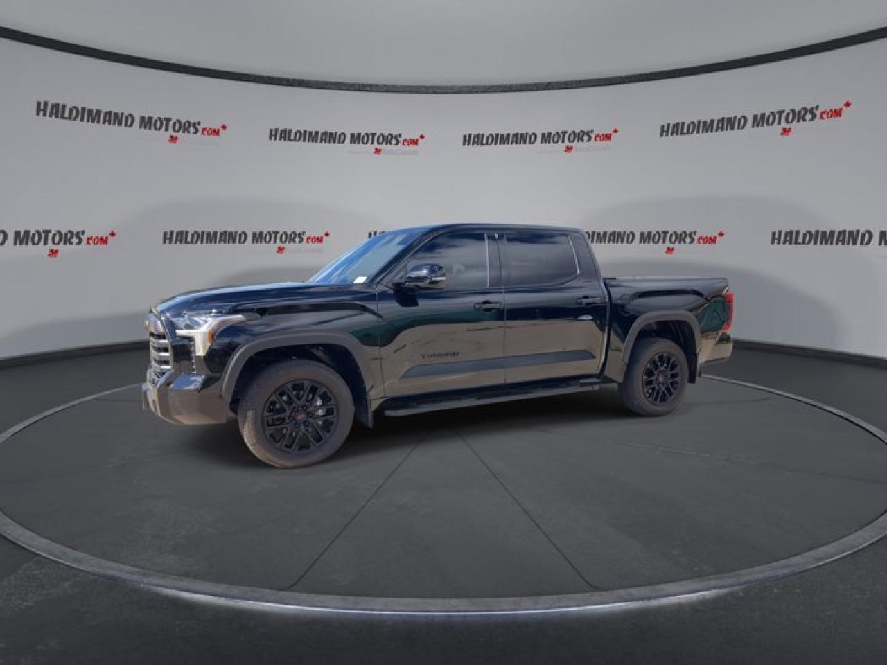 2025 Toyota Tundra Limited 4x4 Crew Photo3