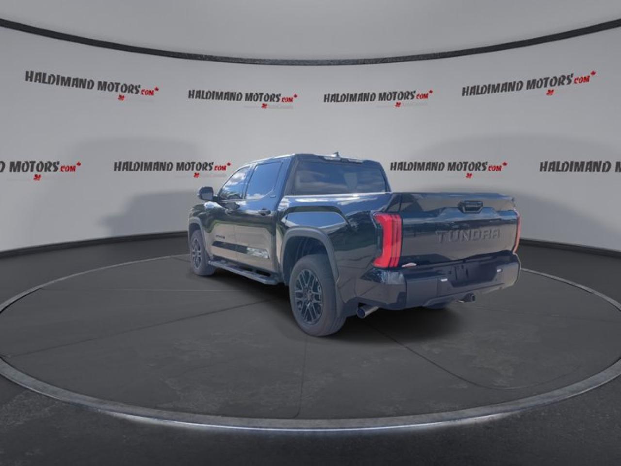 2025 Toyota Tundra Limited 4x4 Crew Photo