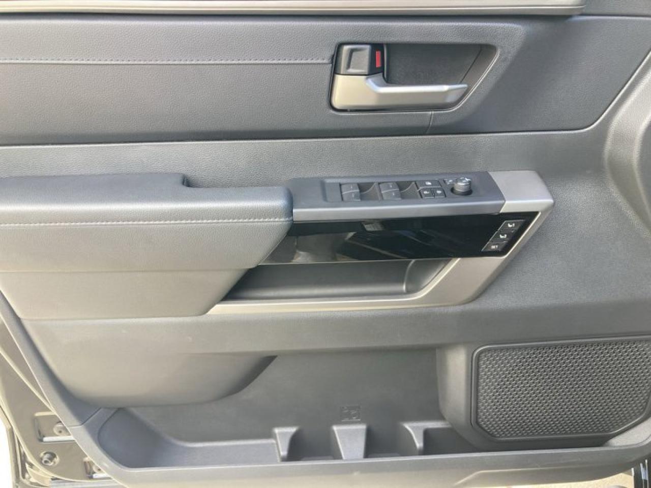 2025 Toyota Tundra Limited 4x4 Crew Photo