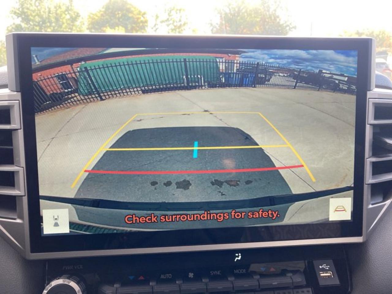 2025 Toyota Tundra Limited 4x4 Crew Photo