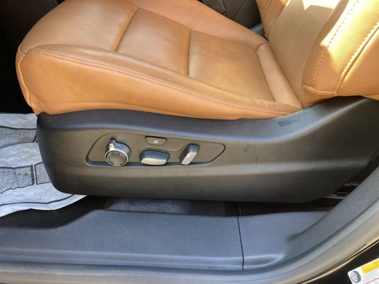 2023 Cadillac XT4 AWD 350T Sport Leather Seats | Remote Start | Panoramic Roof Photo