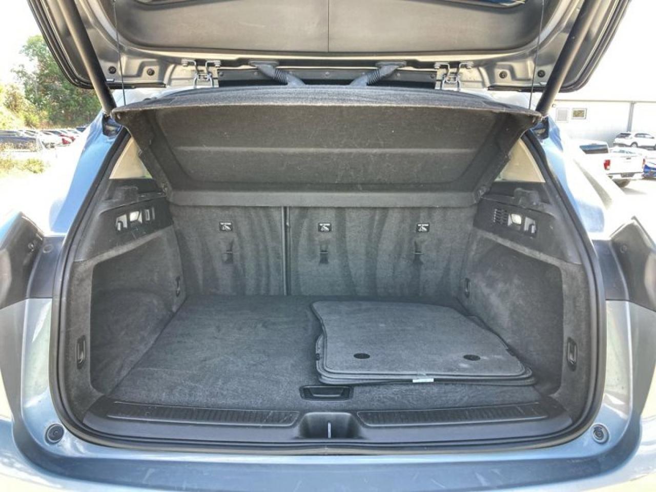 2023 Buick Envision Essence AWD Photo