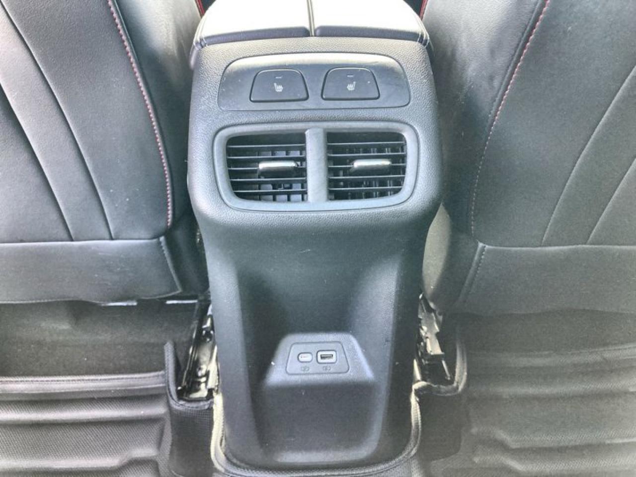 2023 Buick Envision Essence AWD Photo