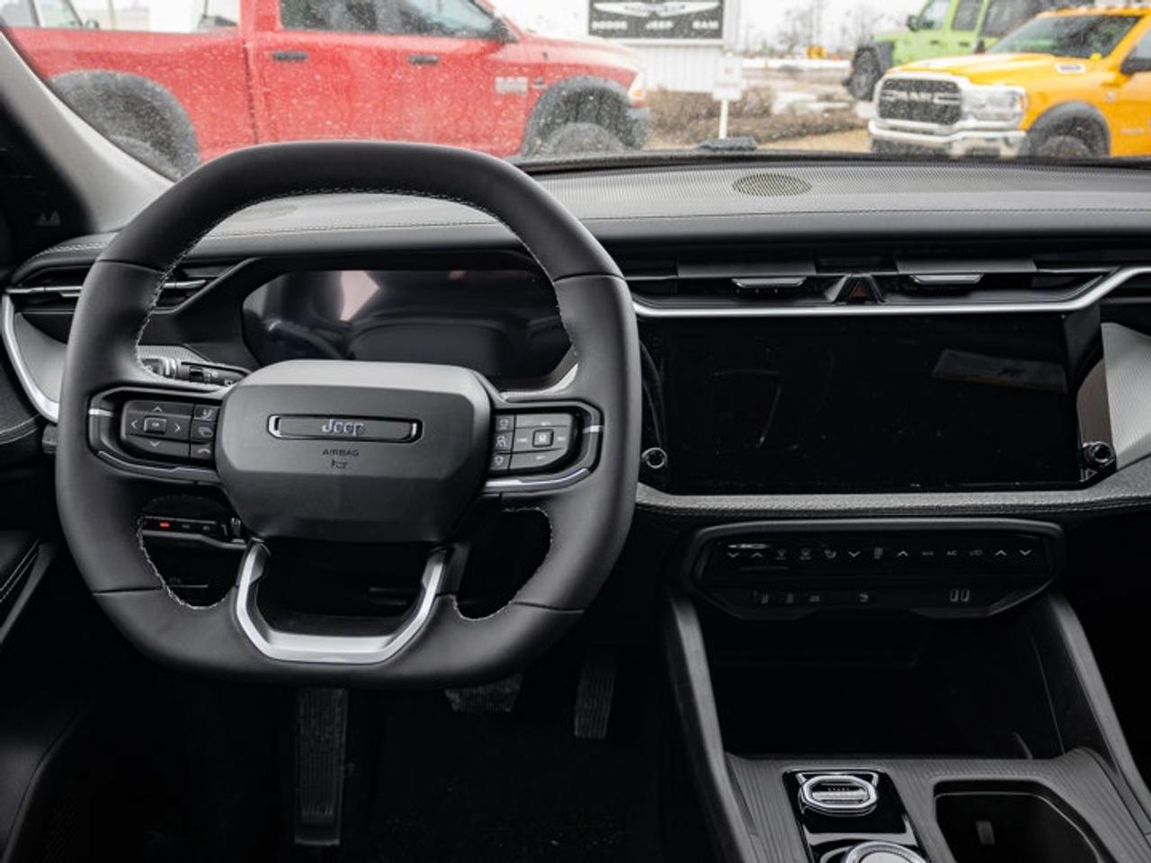 2026 Jeep Cherokee laredo Photo2