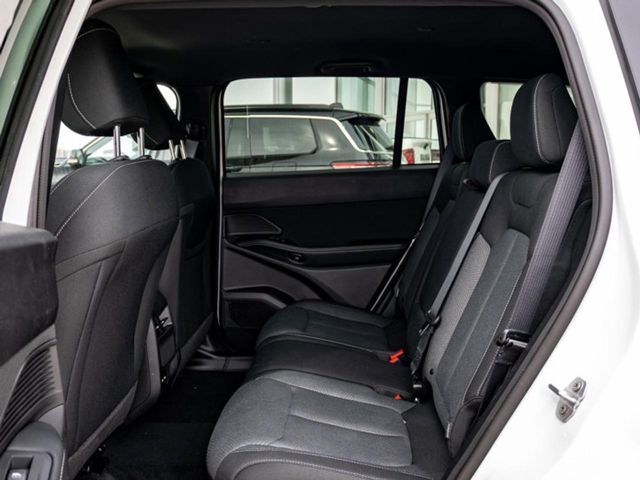 2026 Jeep Cherokee laredo Photo