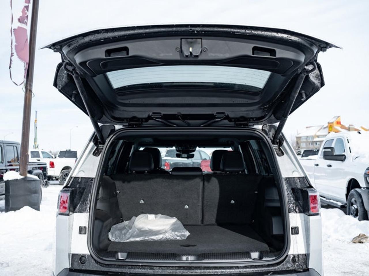 2026 Jeep Cherokee Limited Photo