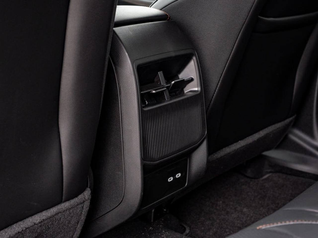 2026 Jeep Cherokee Limited Photo