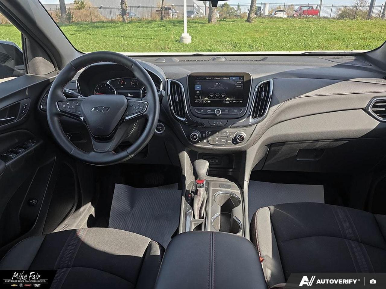 2024 Chevrolet Equinox RS AWD,power sunroof,heated front seats/steering wheel/outside mirrors,assist handle,HD surround vision Photo