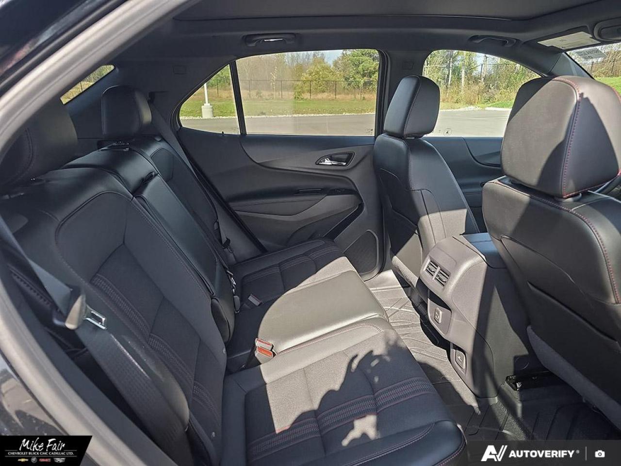 2024 Chevrolet Equinox RS AWD,power sunroof,heated front seats/steering wheel/outside mirrors,assist handle,HD surround vision Photo