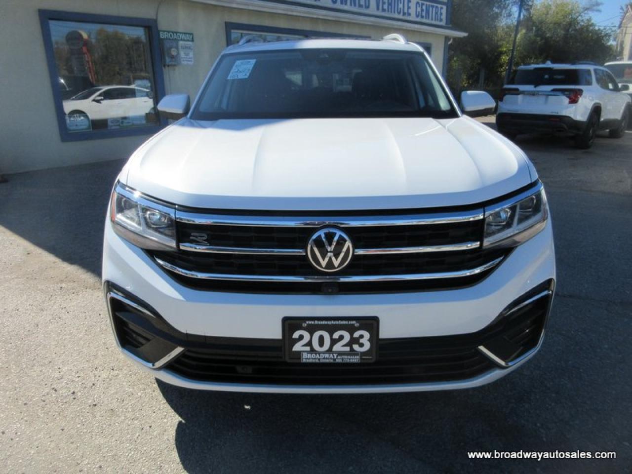 2023 Volkswagen Atlas ALL-WHEEL DRIVE R-LINE-PACKAGE 7 PASSENGER 3.6L - V6.. BENCH & 3RD ROW.. NAVIGATION.. PANORAMIC SUNROOF.. LEATHER.. HEATED/AC SEATS.. Photo3