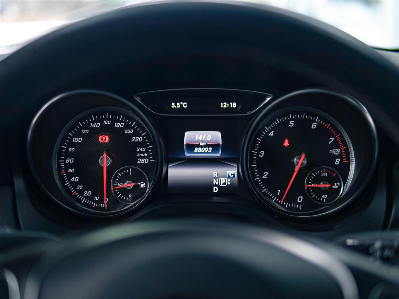 2018 Mercedes-Benz CLA250 CLA 250 4MATIC | SUNROOF | NAV | NO ACCIDENTS Photo