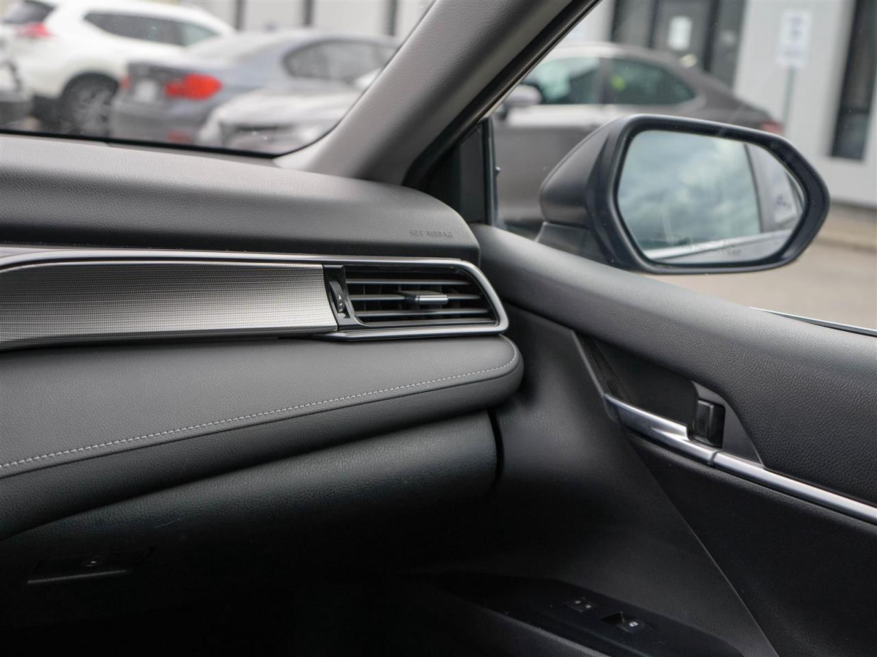 2019 Toyota Camry SE | UPGRADE | SUNROOF | LTHR | BLIND SPOT Photo