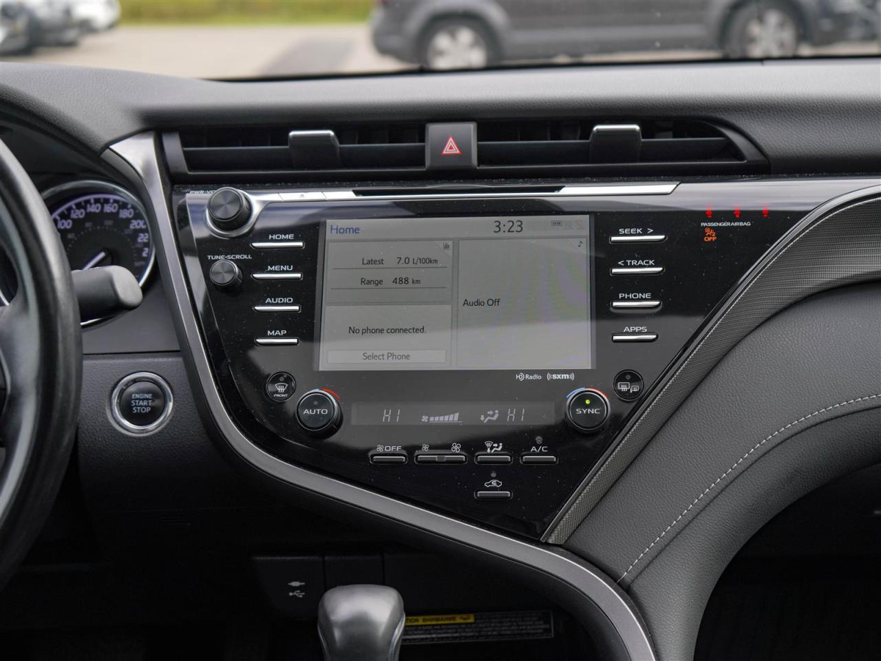 2019 Toyota Camry SE | UPGRADE | SUNROOF | LTHR | BLIND SPOT Photo