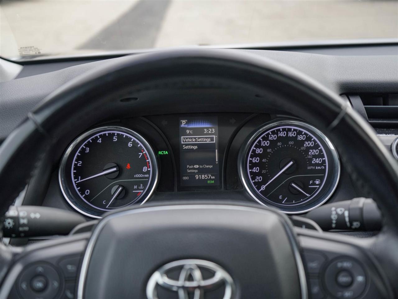 2019 Toyota Camry SE | UPGRADE | SUNROOF | LTHR | BLIND SPOT Photo