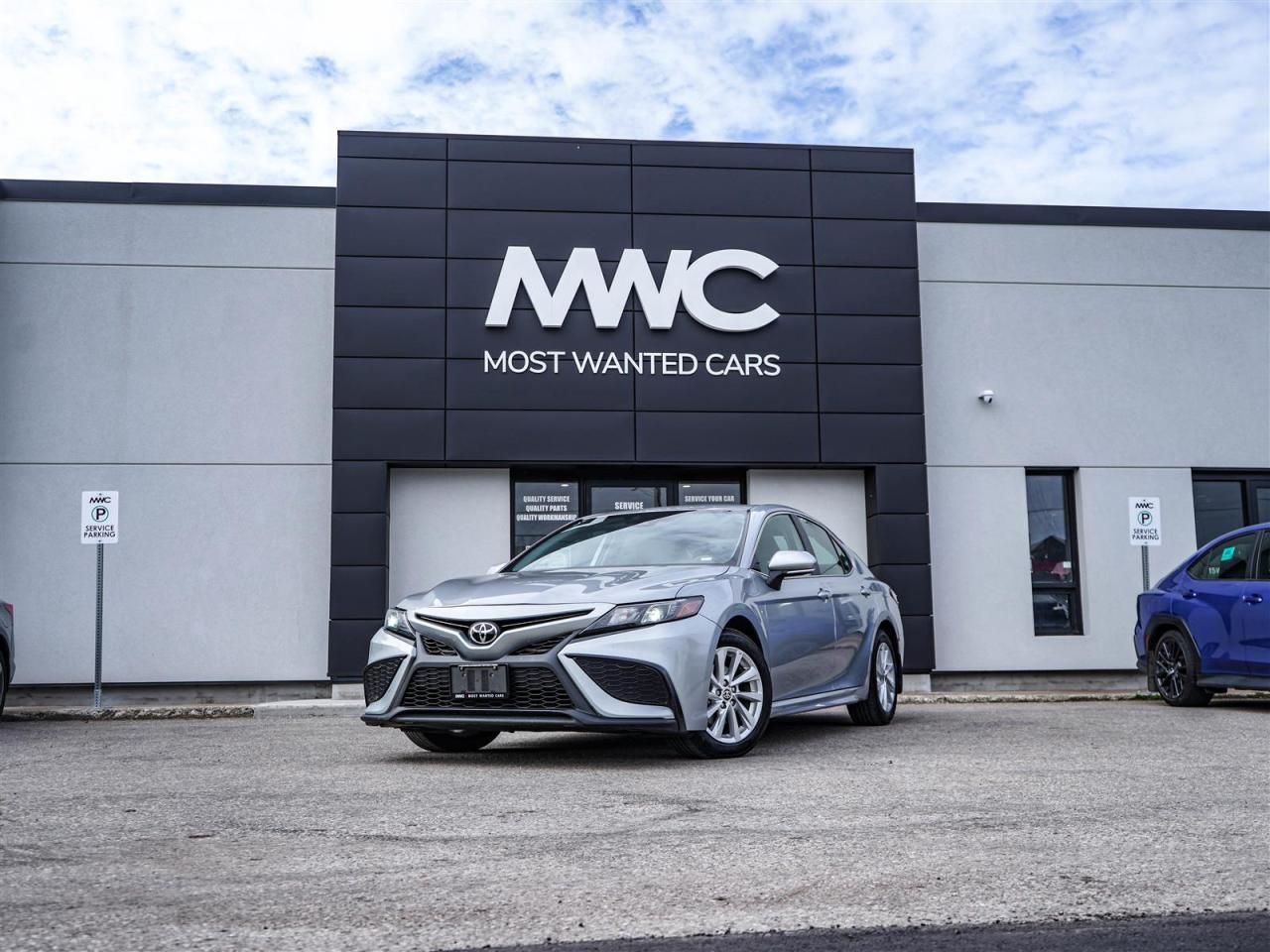 2023 Toyota Camry SE | LEATHER | NO ACCIDENTS Photo0