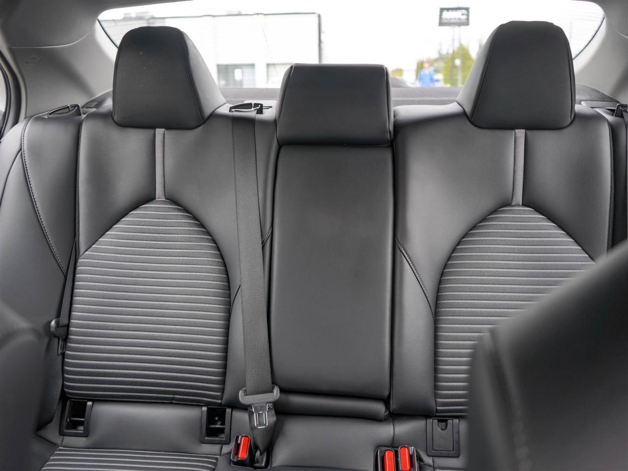 2023 Toyota Camry SE | NO ACCIDENTS | LEATHER | APP CONNECT Photo