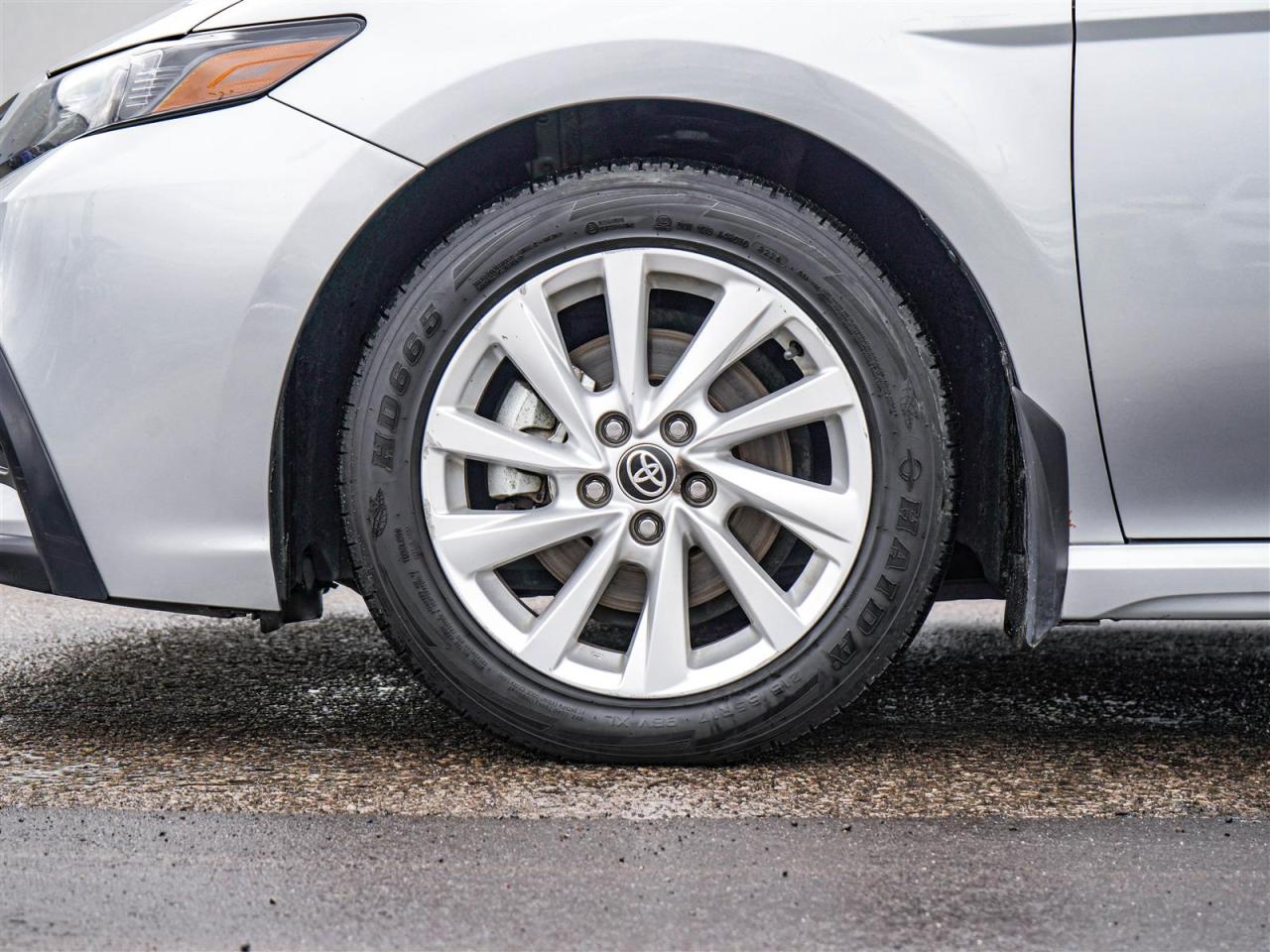 2023 Toyota Camry SE | NO ACCIDENTS | LEATHER | APP CONNECT Photo