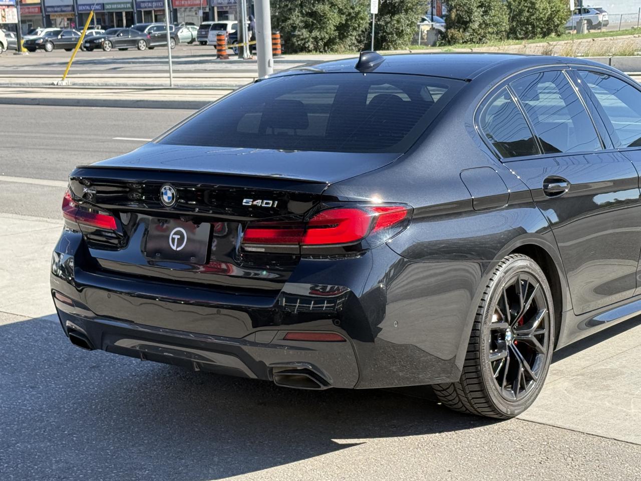 2022 BMW 5 Series 540i //M SPORT | HUD | R/S | PANO | HARMAN KARDON Photo