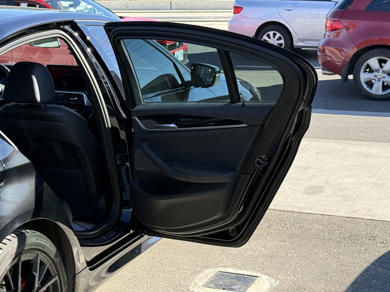 2022 BMW 5 Series 540i //M SPORT | HUD | R/S | PANO | HARMAN KARDON Photo