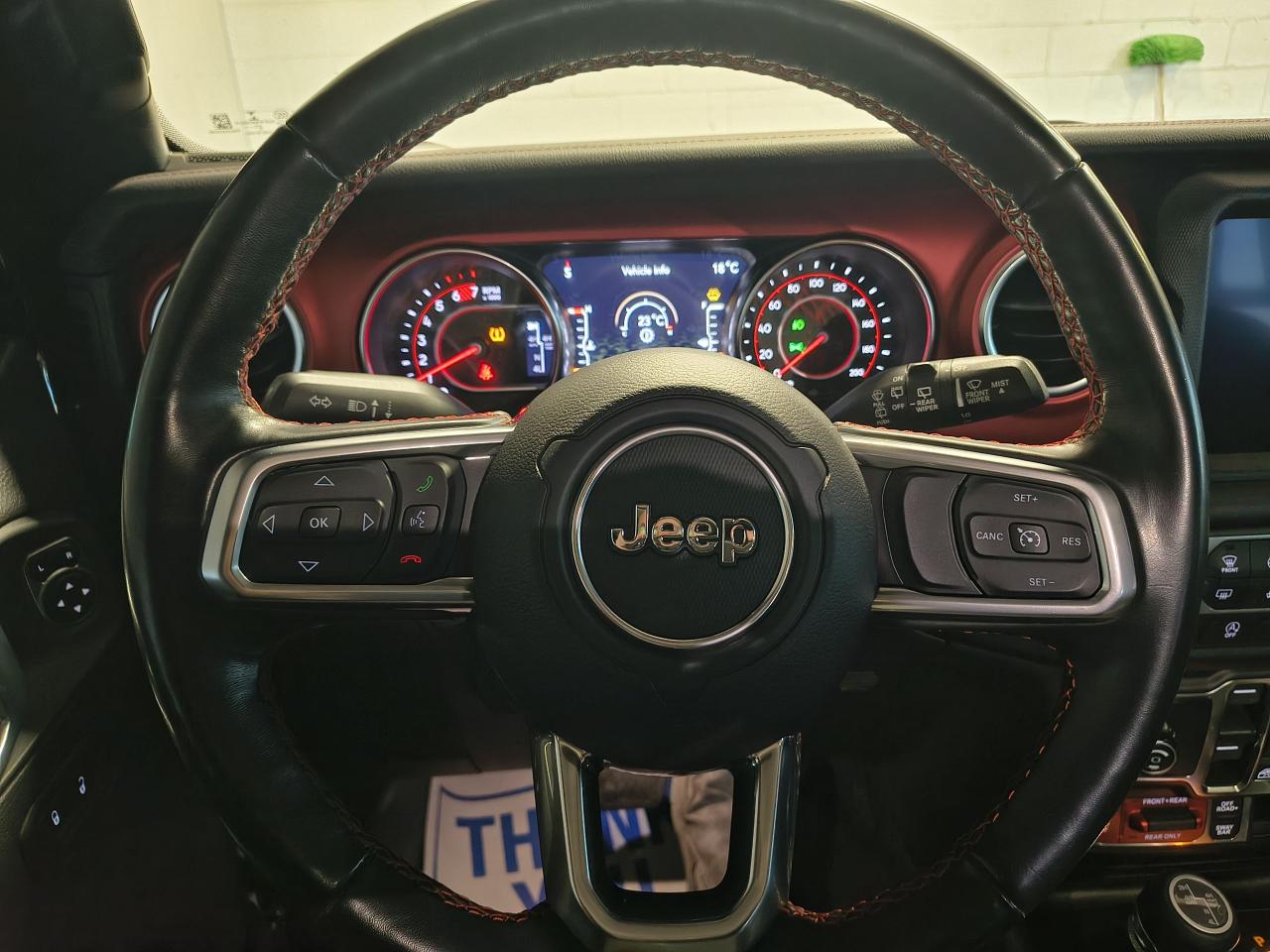 1760100139