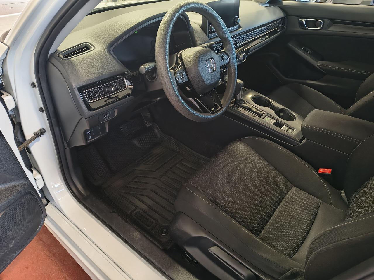 2022 Honda Civic LX CVT Photo0