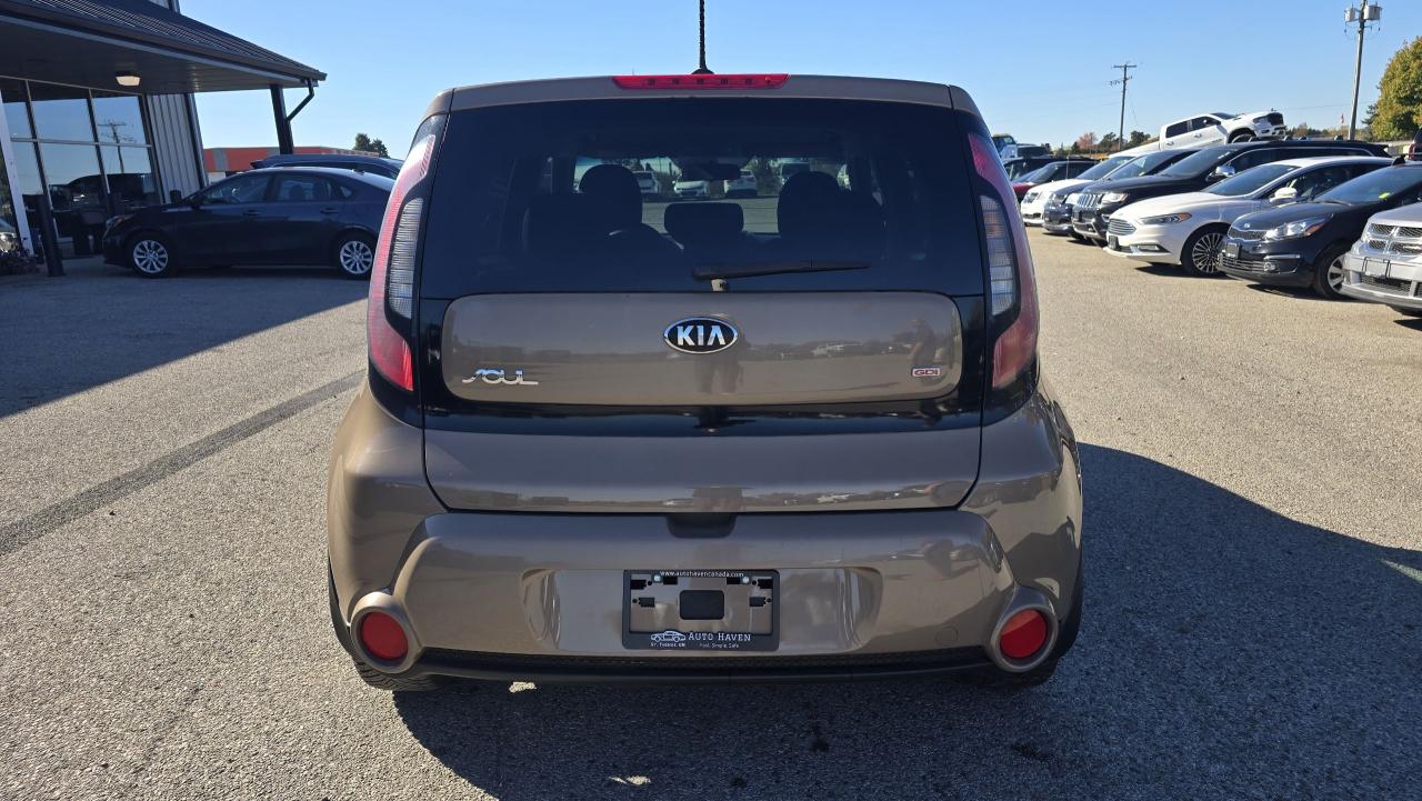 2016 Kia Soul LX - Photo #4