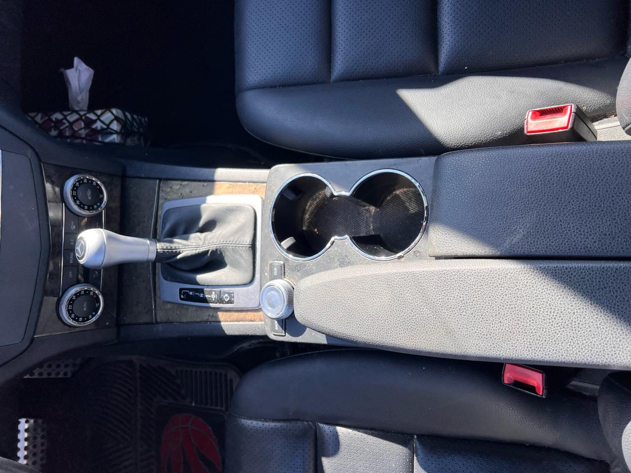 2010 Mercedes-Benz C-Class C 250 Photo20
