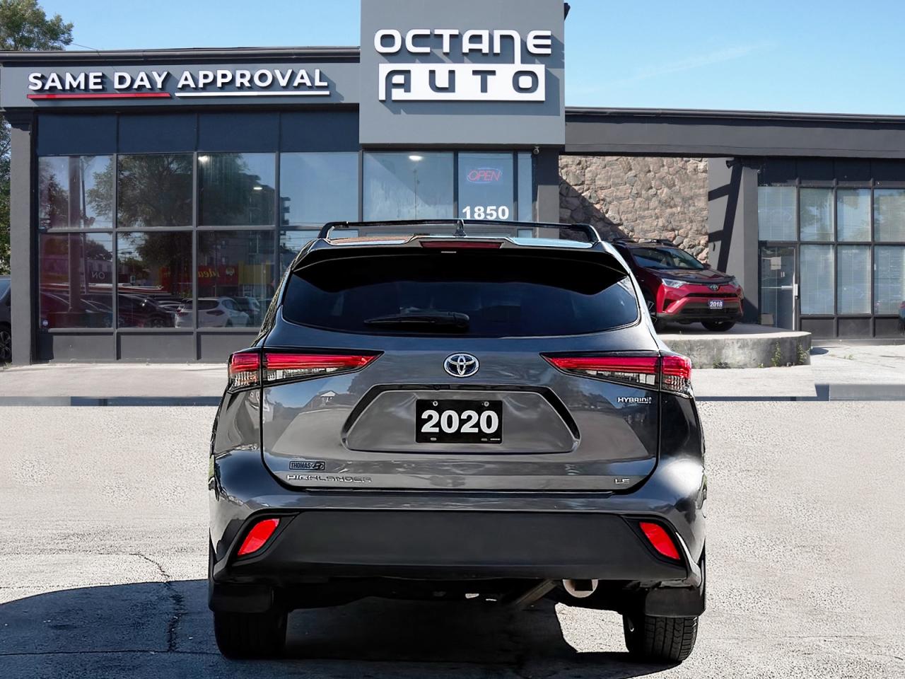 2020 Toyota Highlander Hybrid LE AWD - Photo #5