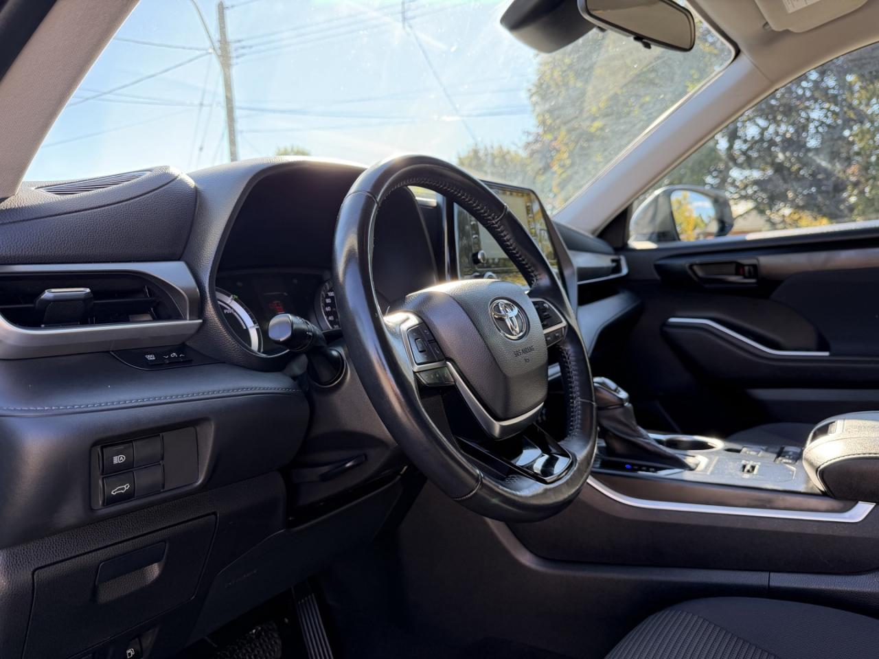 2020 Toyota Highlander Hybrid LE AWD - Photo #15