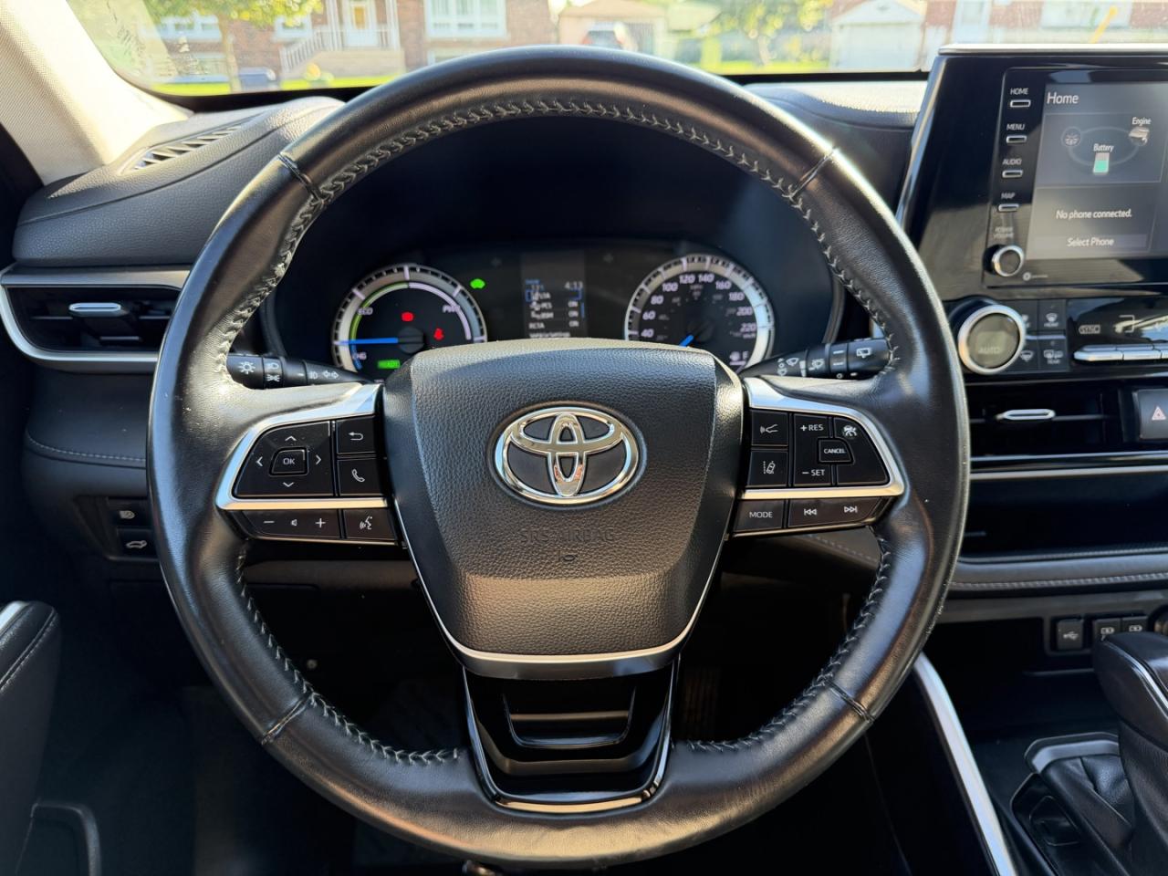 2020 Toyota Highlander Hybrid LE AWD - Photo #16