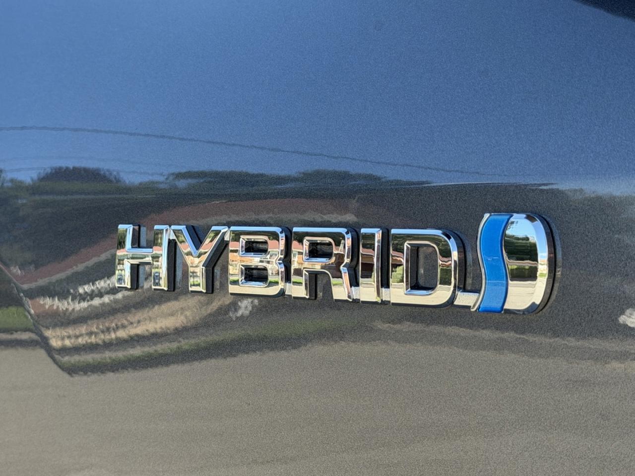 2020 Toyota Highlander Hybrid LE AWD - Photo #25