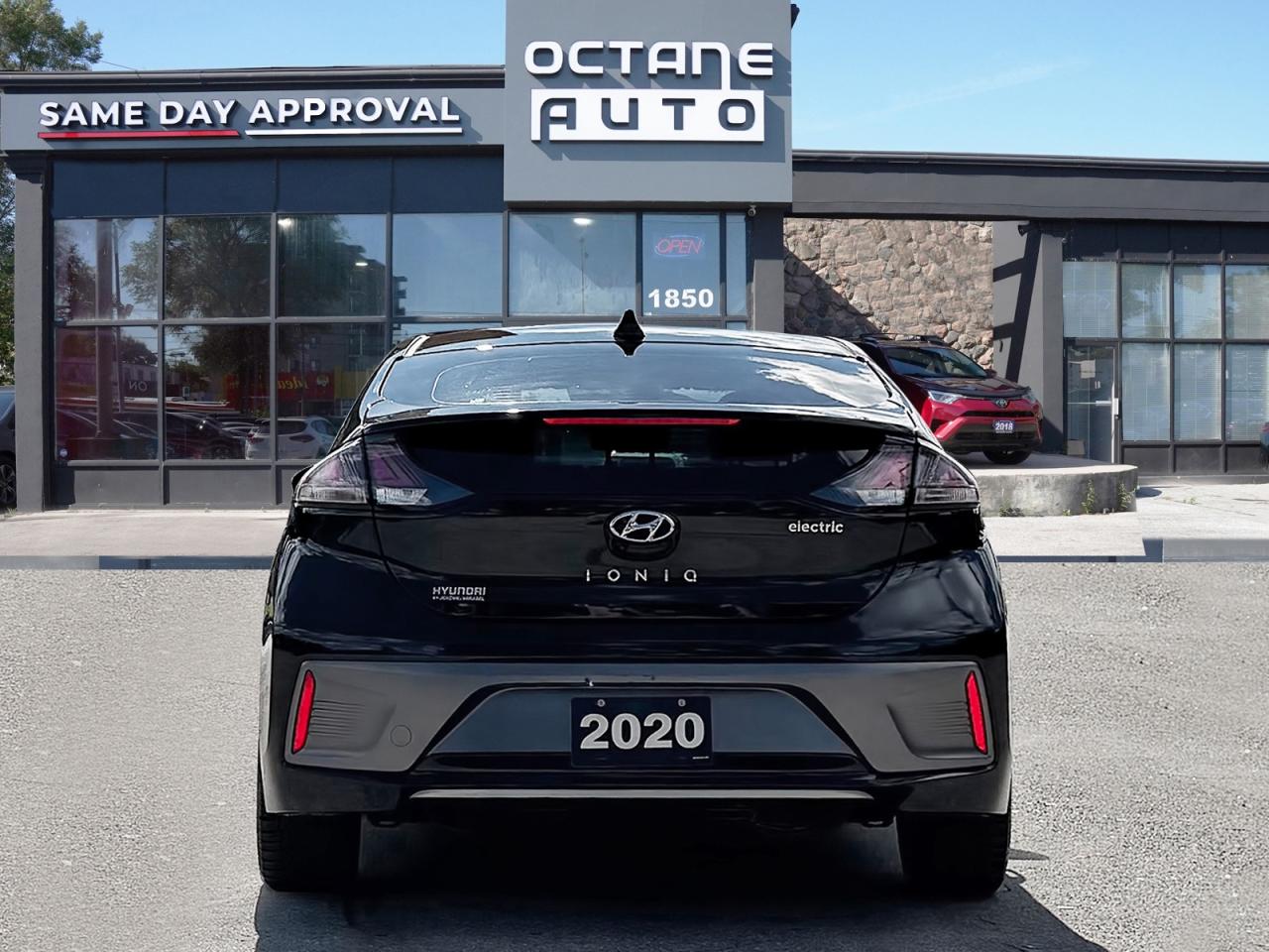 2020 Hyundai IONIQ Electric Limited - Photo #5