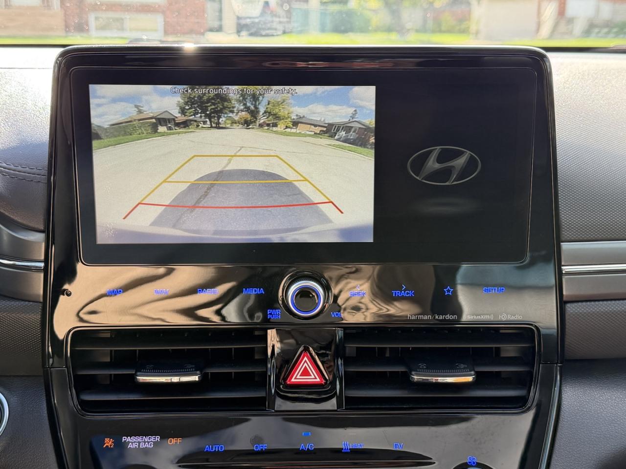 2020 Hyundai IONIQ Electric Limited - Photo #20
