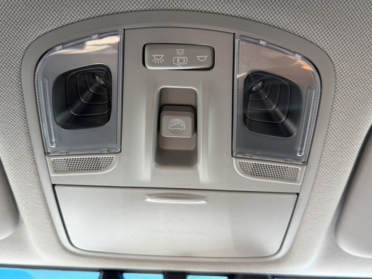 2020 Hyundai IONIQ Electric Limited - Photo #27