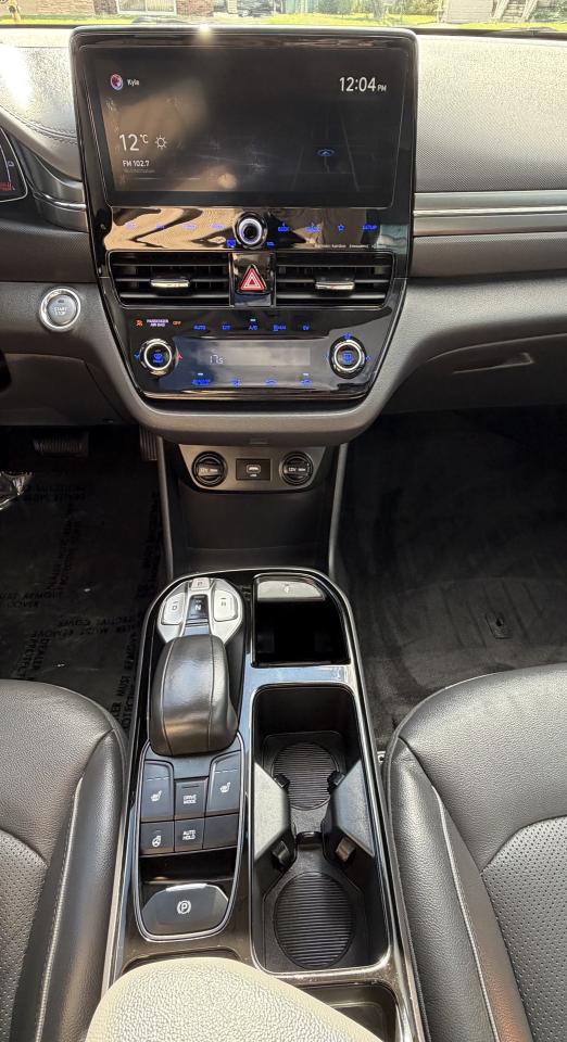 2020 Hyundai IONIQ Electric Limited - Photo #24