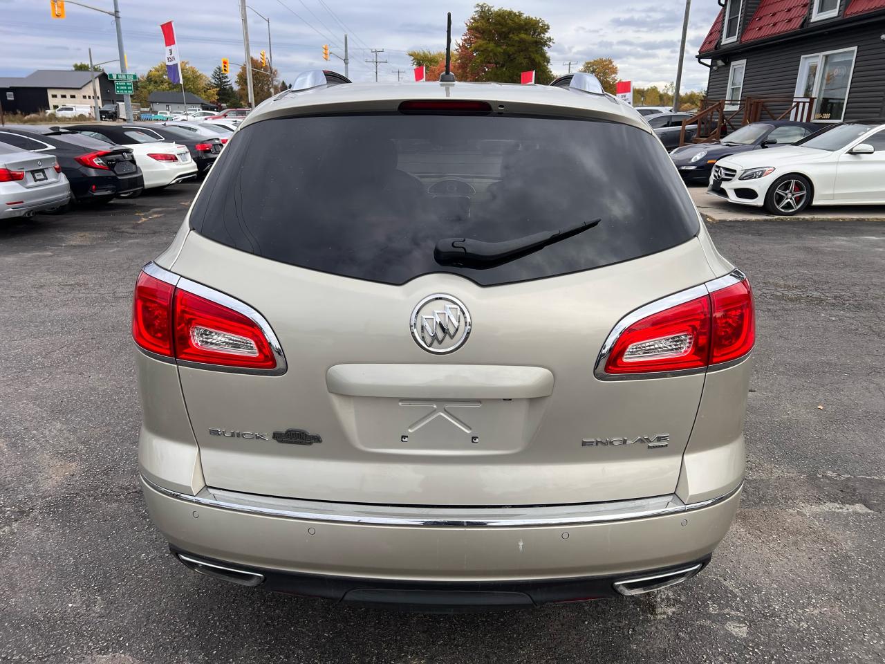 2015 Buick Enclave Premium Photo4