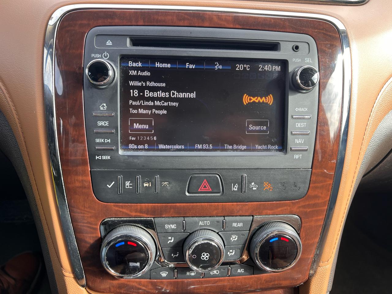 2015 Buick Enclave Premium Photo26