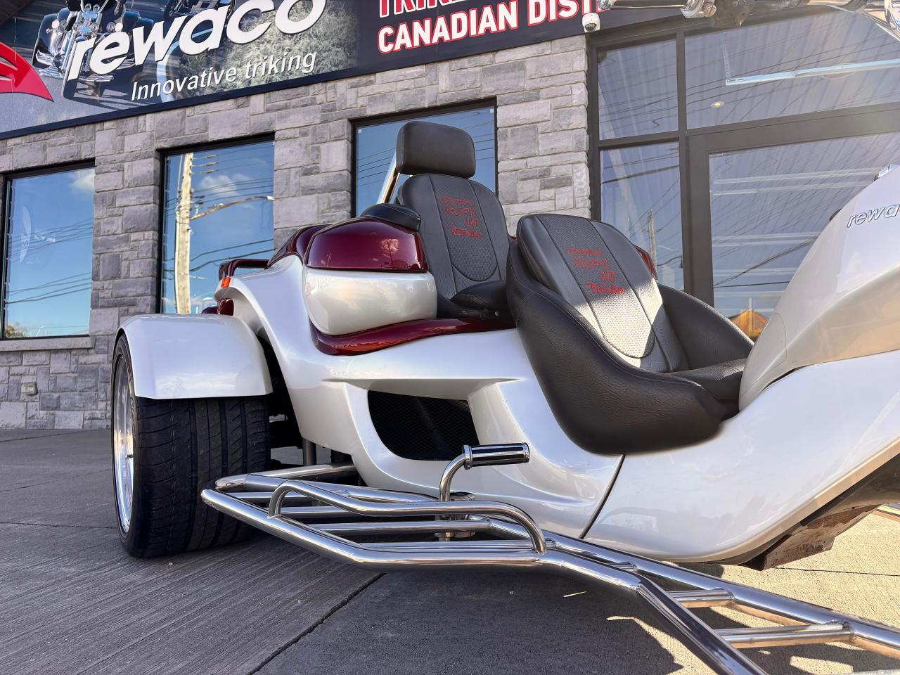 2017 Rewaco RF1 GT FULLY FINANCEABLE, GREAT CONDITION!, LOW KM'S!